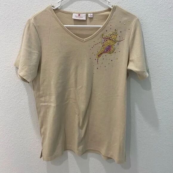 Quaker Factory Beige Seashell Shirt Size Small - Picture 1 of 5